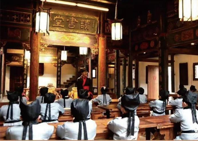 匾額怎么量_啟功題書畫院扁匾額_天下第一關(guān)匾額朝