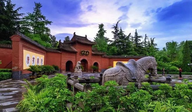 寺廟匾額的懸掛方法有哪些_寺廟匾額上題詞_寺廟匾額